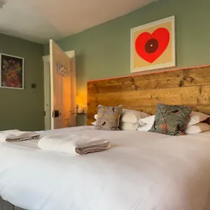  Holiday home Mr Darcy's United Kingdom